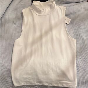 Hollister White Mock Neck Tank Top brand new